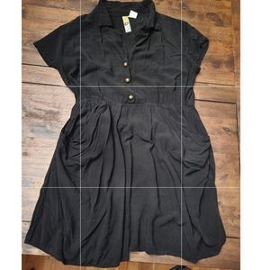 Black Dress. Large. Pockets!